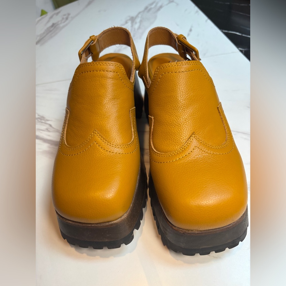 NWOT Charlotte Stone Caramel Leather Chunky Platform Slingback Clogs - Picture 2 of 10